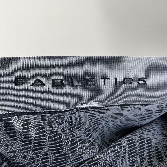 Fabletics Leggings Womens Small S Sebastian Grey Floral Crop Seamless - Picture 7 of 7